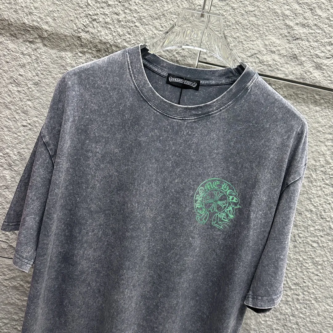 🅿️180 CH* Crow Heart* 2025 spring and summer new style Snowflake distressed washed retro round neck short sleeves Chest and front logo Horseshoe print Customized fabric Short-sleeved T-shirt Unisex Size: S M L XL XXL Color: Snowflake Black Snowflake Gray Snowflake Pink Snowflake Blue